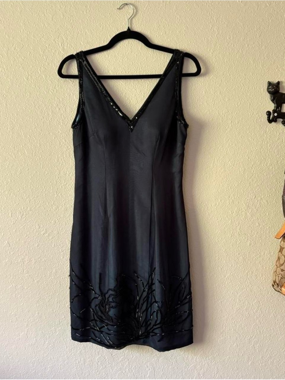 Elegant Black Beaded V-Neck Women's Dress